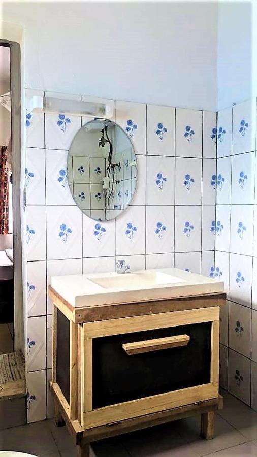 ホテル Fiiaa Yaoundé エクステリア 写真