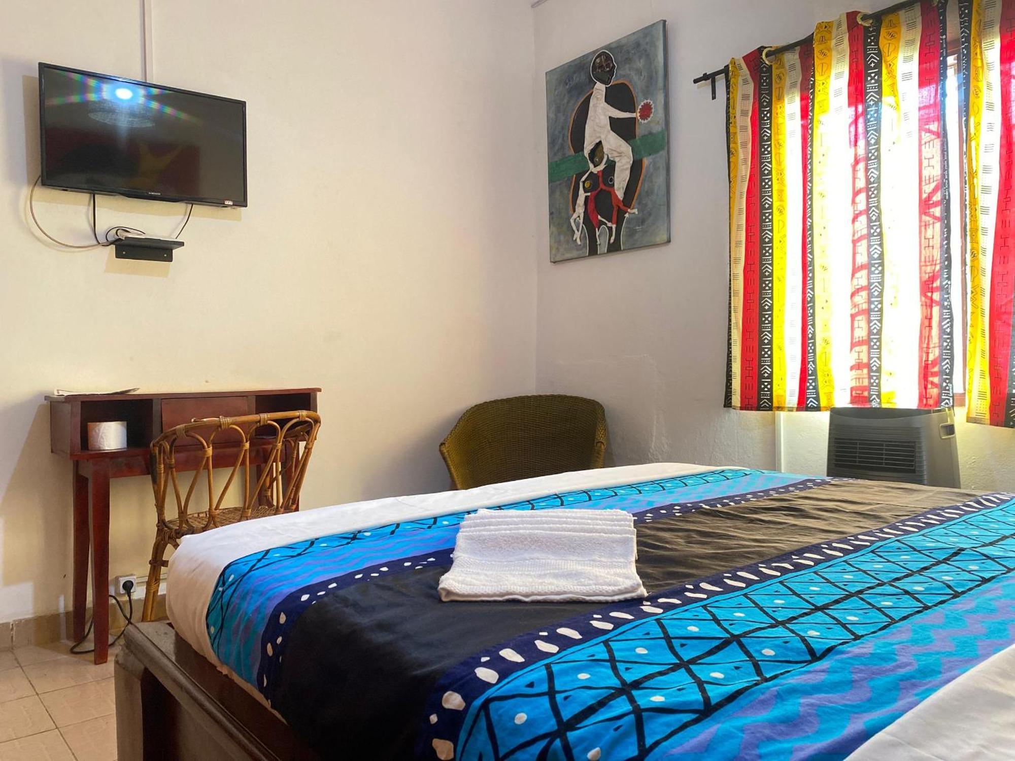 ホテル Fiiaa Yaoundé エクステリア 写真