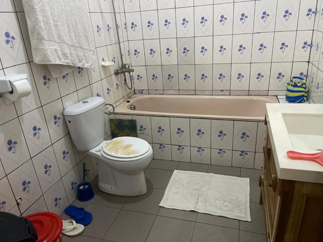 ホテル Fiiaa Yaoundé エクステリア 写真