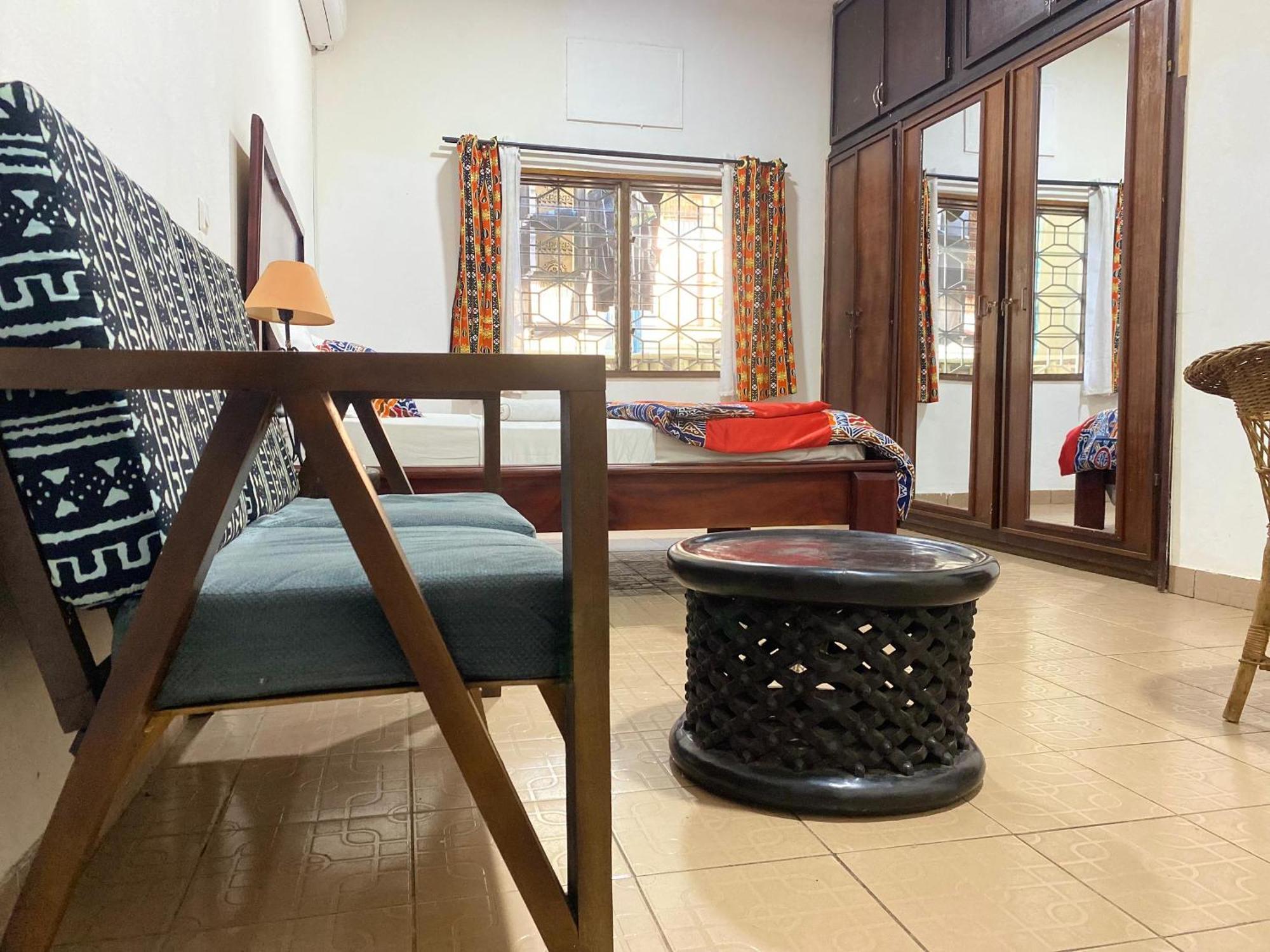 ホテル Fiiaa Yaoundé エクステリア 写真